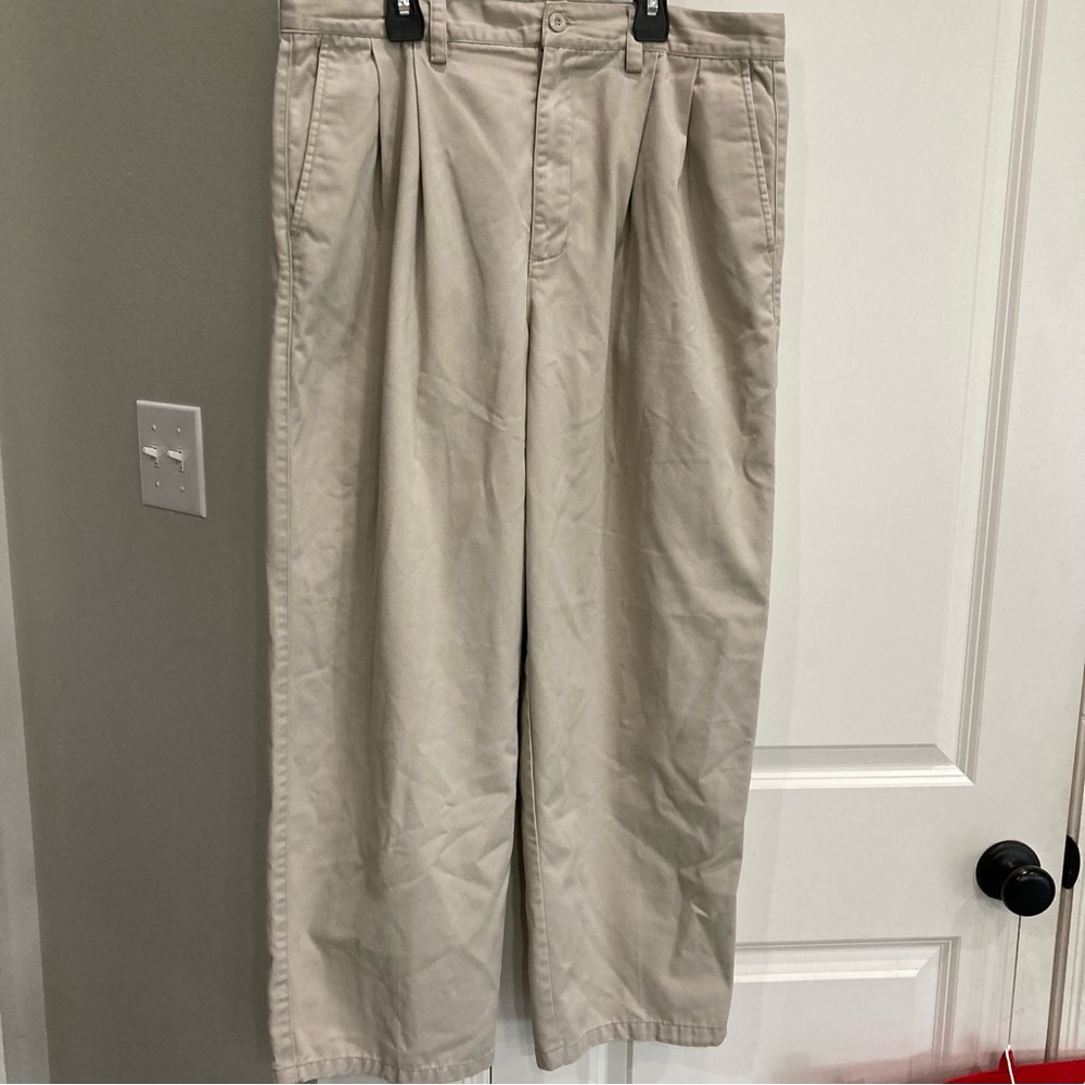 Authentic Laundered Khakis ALK 34/30 GUC minor pilling on one side